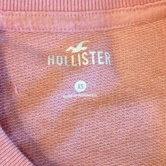 Hollister Pink Crewneck Women's Top - Picture 3 of 3